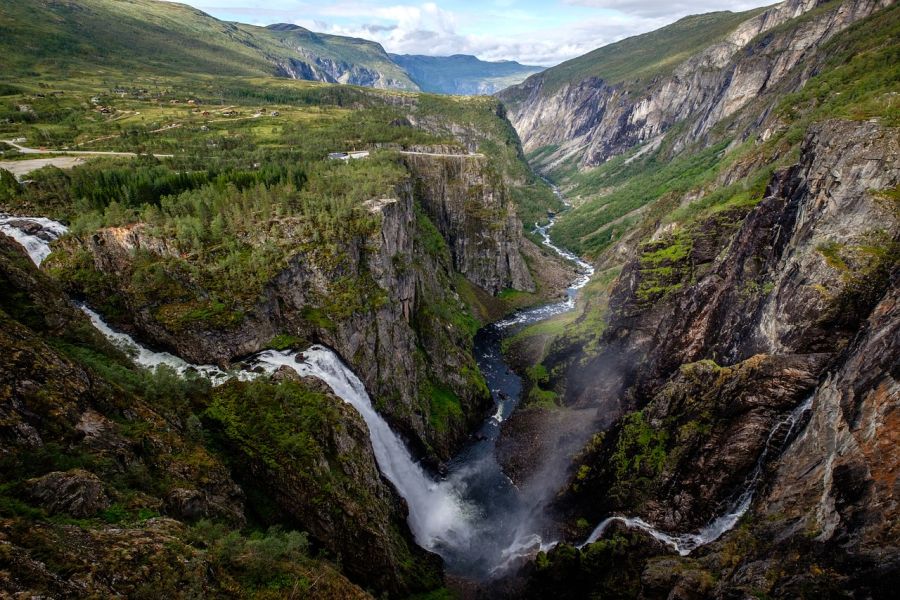 One of the most beautiful waterfalls in Norway