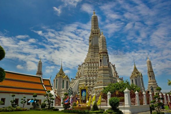 Bangkok attractions, temples, markets