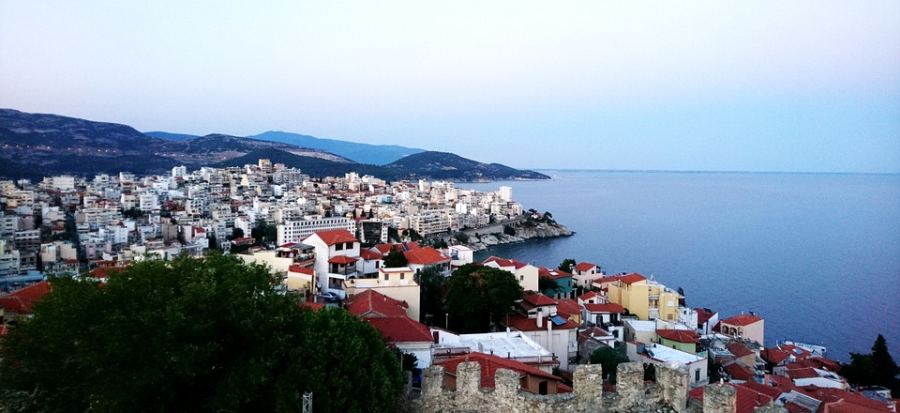 The capital has a typical Greek atmosphere
