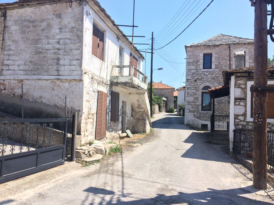 Take a walk in the old capital