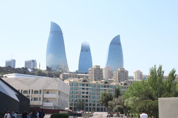 Baku attractions and weather